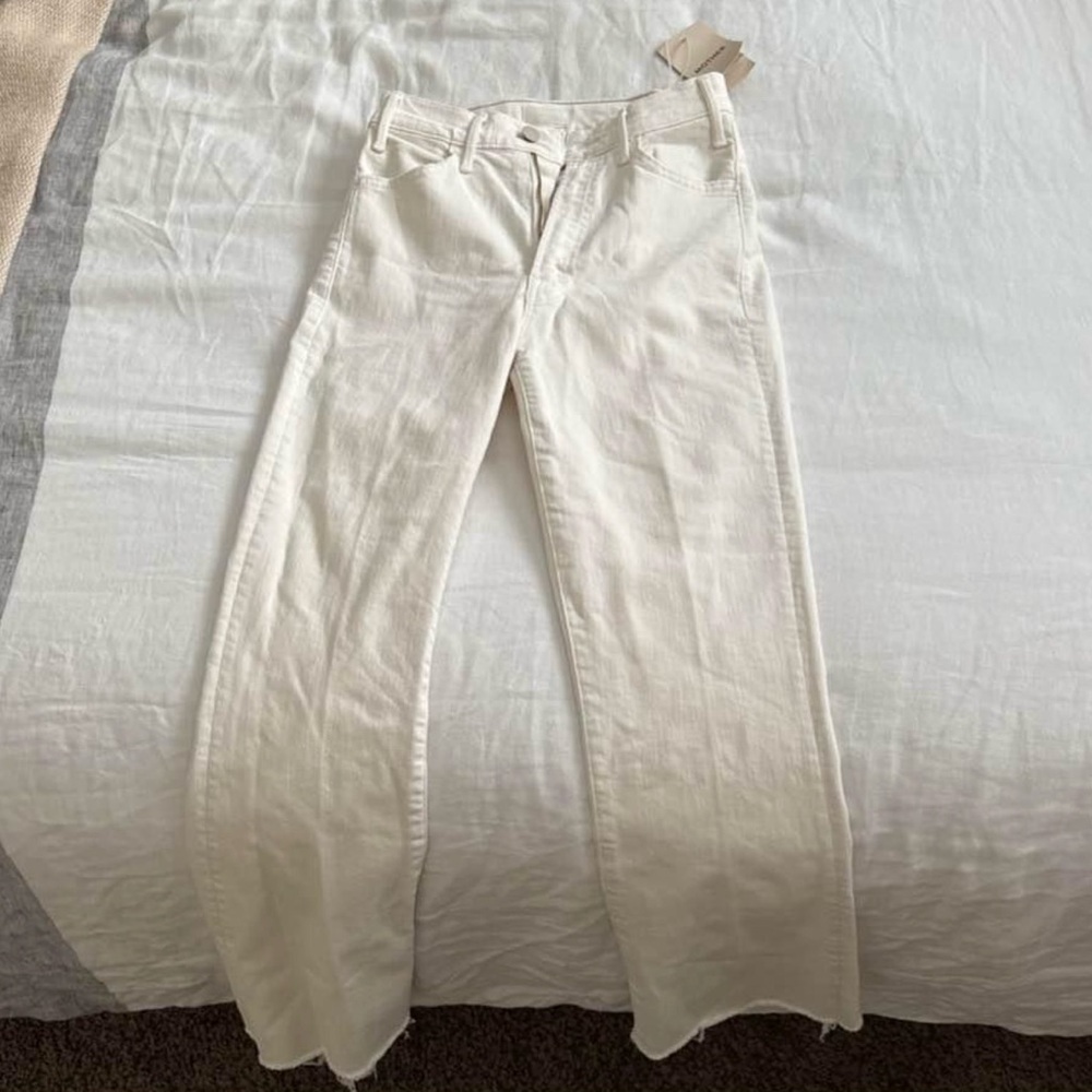 NEVER WORN BRAND NEW MOTHER DENIM - Size 25